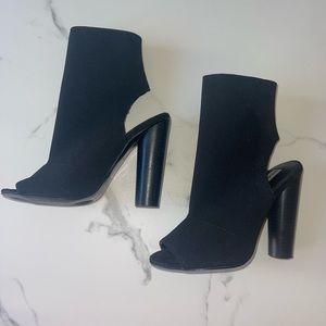Steve Madden Black Heeled Boots